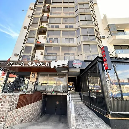 Departamento céntrico con cochera a metros del teatro Luxor Villa Carlos Paz Exterior foto